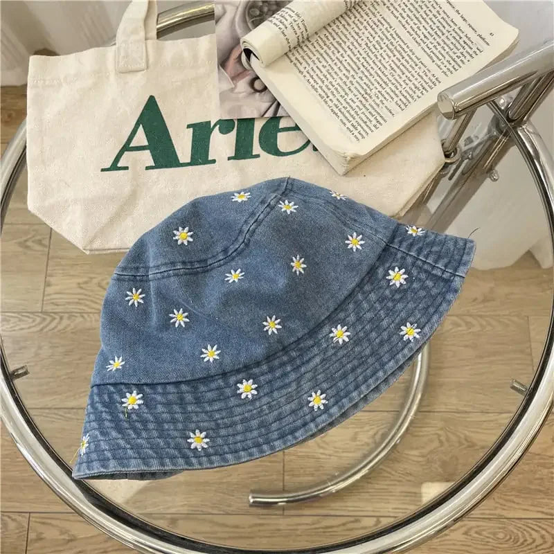 Japanese Style Daisy Flower Bucket Hat